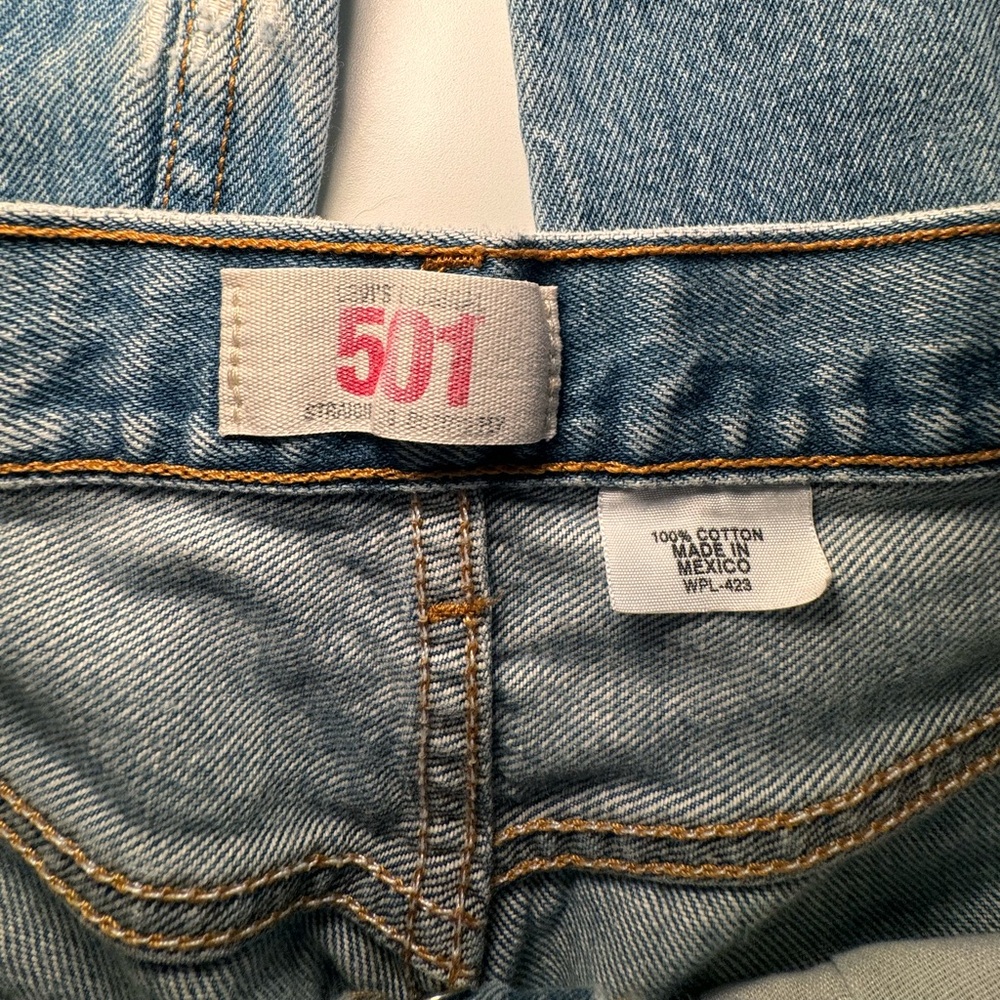 Vintage RARE Levi 501XX Jeans - Picture 5 of 7